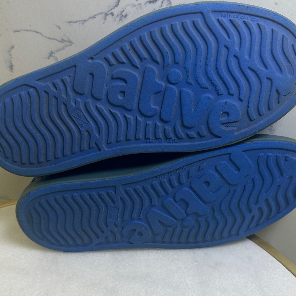 Native Unisex Navy Slip-On Sneakers Men’s 5 Women’s 7 - Picture 3 of 3